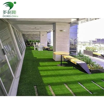 التجارية العشب الاصطناعي العشب بلاط التداخل تصميم 3/8 بوصة مقياس DIY الحيوانات الأليفة العشب غطاء