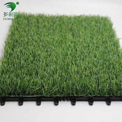 بلاط العشب الاصطناعي المزدوج من PP NET PU لدعم المناظر الطبيعية الصديقة للبيئة والمستدامة